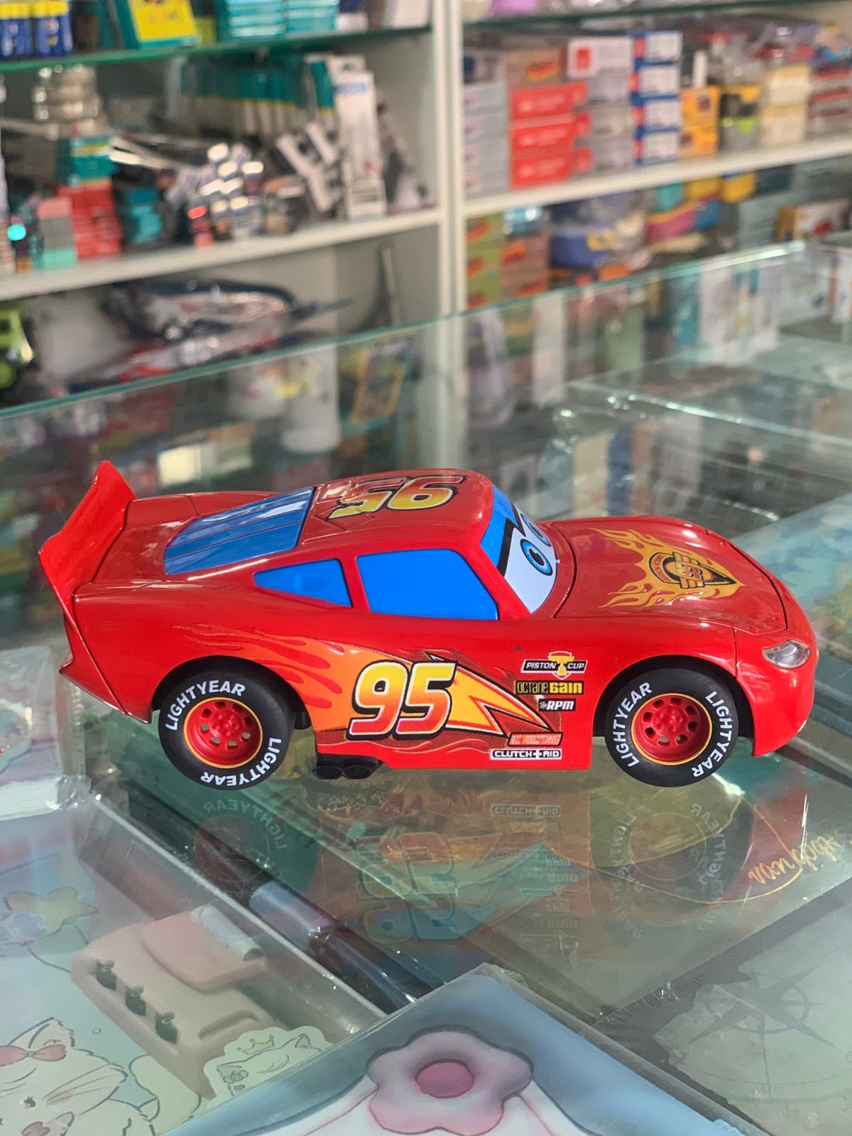 1:28 DIE- CAST Metal Car