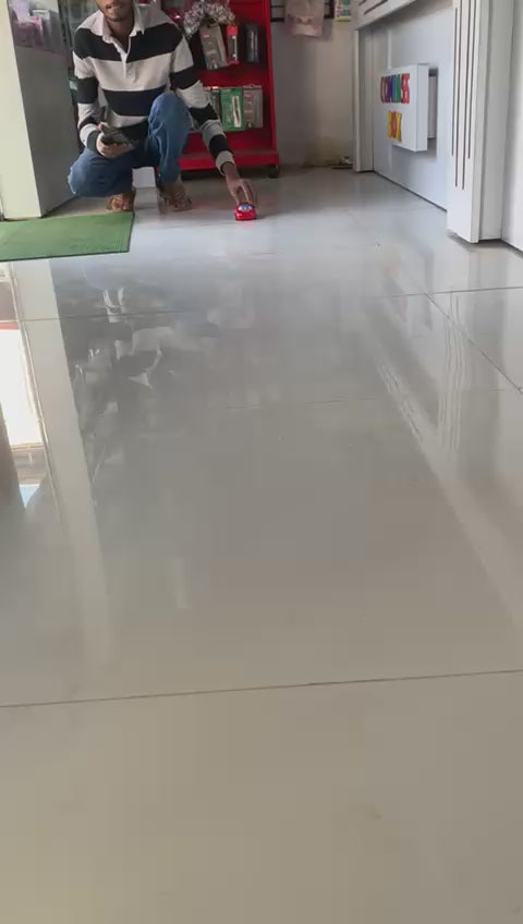 1:28 DIE- CAST Metal Car